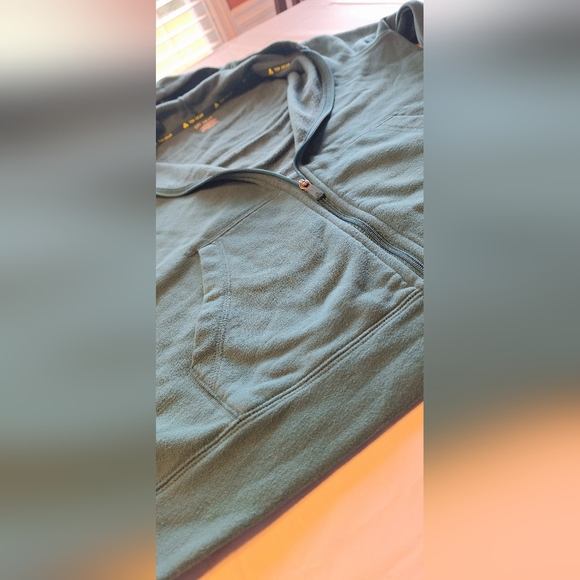 Tek Gear - Picture 3 of 10